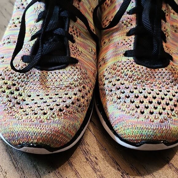 APL pro techloom flyknit running shoe size 7.5 - Picture 6 of 10